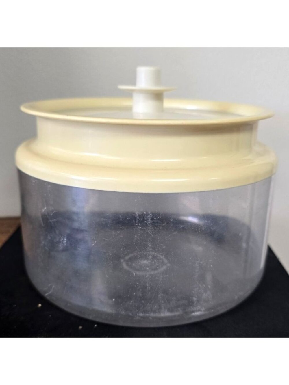 Vintage Tupperware Fix‑N‑Mix Jr Canister – Cream Lid & Clear Base 1970s Storage